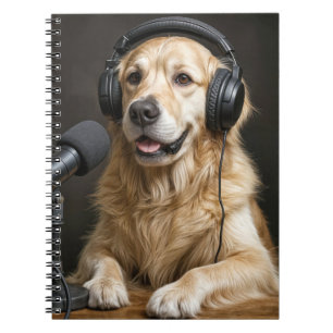 Carnet Golden Retriever Hébergeant un Podcast