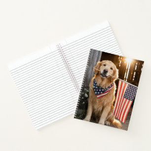 Carnet Golden Retriever tenant un drapeau américain