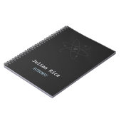 Carnet gris foncé minimaliste (Côté gauche)
