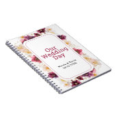Carnet Hellebore Floral Burgundy Wedding Planner (Côté Droit)