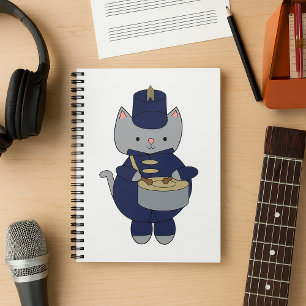 Carnet Illustration de batteur de fanfare de chat gris Ka