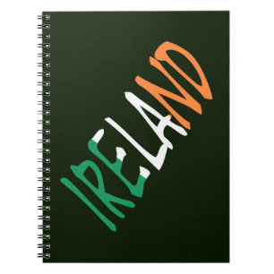 Carnet Irlande superposée sur le drapeau irlandais nbcn