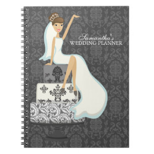 Carnet Jeune mariée de brune sur le gâteau de mariage