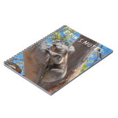 Carnet Joli koala grimpant à un arbre, personnalisé (Côté gauche)