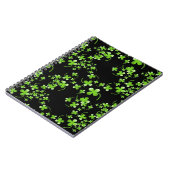 Carnet Joli motif Shamrock, vert sur accessoire noir (Côté gauche)