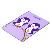 Carnet Joli Penguin pourpre Arc-en-ciel Monogrammes enfan (Côté gauche)
