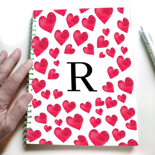 Carnet Jolis cœurs de la Saint-Valentin avec monogramme