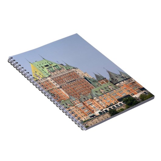 Carnet Le château Frontenac à Québec, Canada. (Côté Droit)