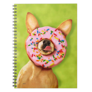 Carnet Le chien drôle de chiwawa avec arrosent le beigne
