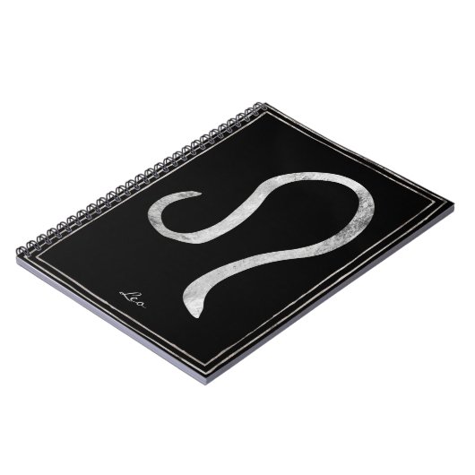 Carnet Leo martelé argent stylisé symbole astrologie (Côté gauche)