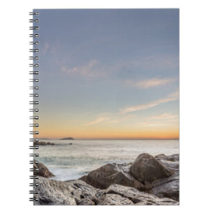 Carnet Lever de soleil sur la plage Armação, San Catarina