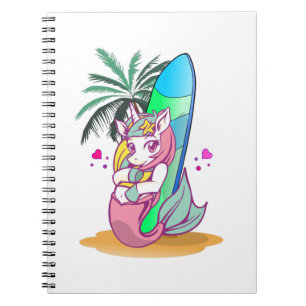 Carnet Licorne avec planche de surf sur la plage