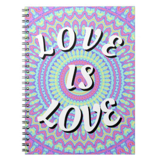 Carnet Love Is Love Fierté