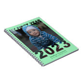 Carnet Ma première année 2023 Moderne Découpe Bébé Photo (Côté Droit)