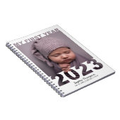 Carnet Ma première année 2023 Moderne découpé photo bébé (Côté Droit)