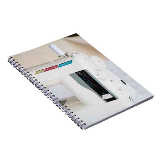 Carnet Machine à coudre moderne (Côté Droit)