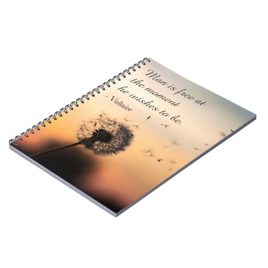 Carnet Man is Free Voltaire Quote (Côté gauche)