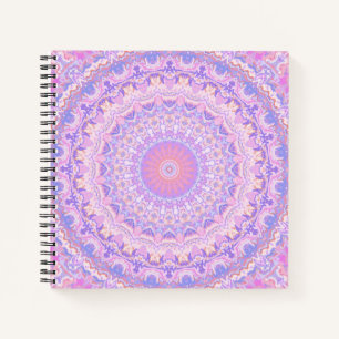 Carnet Mandala bohème complexe aux couleurs psychédélique