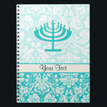 Carnet Menorah turquoise<br><div class="desc">Vous aimerez cette conception juive de Hanoukka Menorah de damassé turquoise mignonne. Grand pour des cadeaux ! Disponible sur des tee - shirts, des cas intelligents de téléphone, des mousepads, des porte - clés, des affiches, des cartes, des couvertures électroniques, l'ordinateur portable d'ordinateur/des douilles, des capsules, des tasses, et plus...</div>