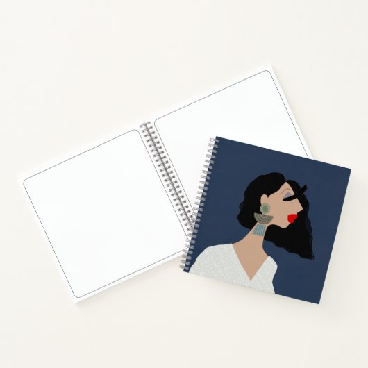 Carnet mode Jaqueline est de sortie (Intérieur)