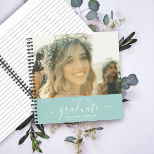 Carnet Moderne Élégant Script Photo Graduation Invité