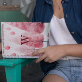 Carnet Monogramme de sérénité de la forêt d'hiver rose ba