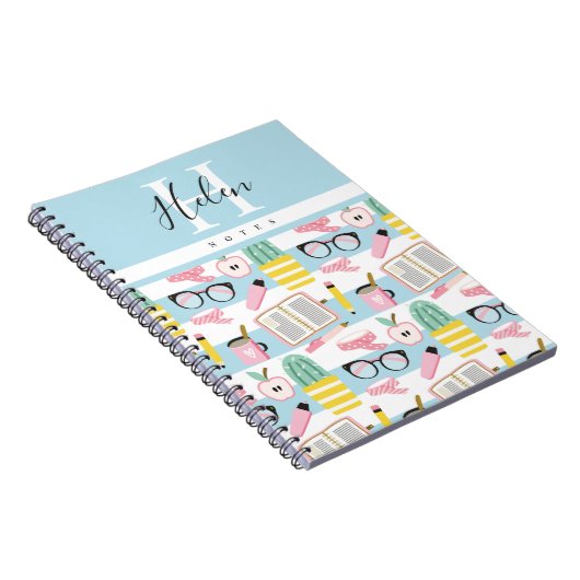 Carnet Monogramme personnalisé fille école Noteboo joyeux (Côté Droit)