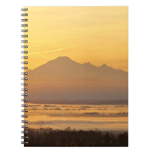 Carnet Morning Mountain Magic. (Devant)