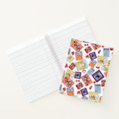 Carnet Motif de lancer avec impression de personnage du M (Intérieur)