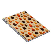 Carnet Motif des Pinecones d'hiver chauds (Côté Droit)