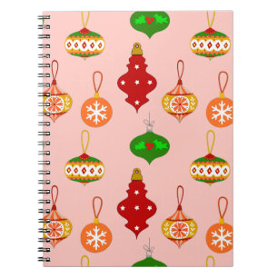Carnet Motif d'ornement antique en rouge, vert et rose