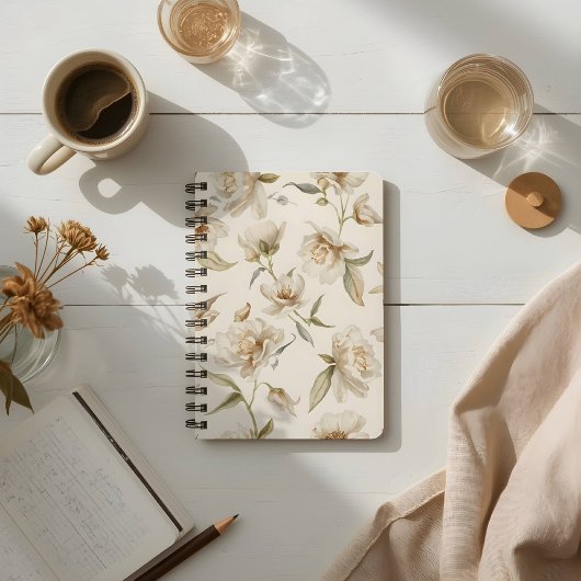 Carnet Motif floral de camélia blanc doux