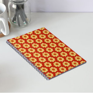 Carnet Motif floral de dahlia jaune sur fond rouge