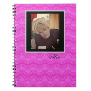 Carnet motif géométrique lumineux néon rose