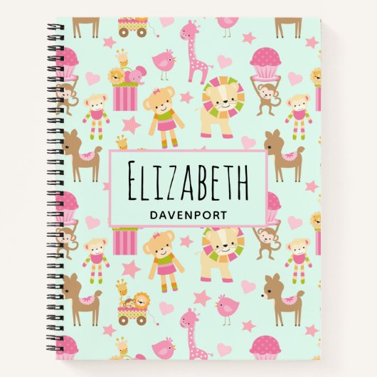 Carnet Motif mignon avec des animaux et des jouets heureu (Devant)