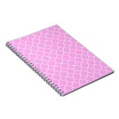 Carnet Motif Quatrefoil Rose Et Blanc (Côté Droit)