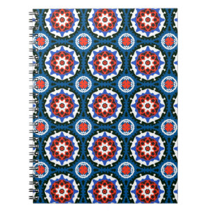 Carnet Motif Suzani aux ornements audacieux