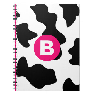 Carnet Motif vache fantaisiste patch rose monogramme