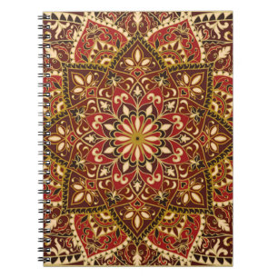 Carnet motif vintage orné avec des éléments floraux. Orie