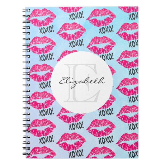 Carnet Motif XOXO avec Monogramme de lèvres Kissy Rose él (Devant)