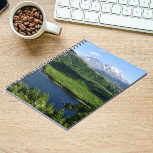 Carnet Mount St Helens Coldwater Lake Scenic Landscape