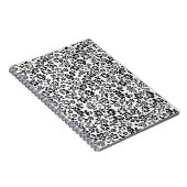 Carnet noir et blanc fleuri. (Côté Droit)