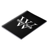 Carnet Noir et Blanc | Monogramme de nom de famille simpl (Côté gauche)
