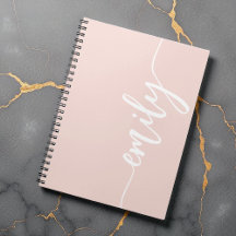 Nom de calligraphie rose pâle élégant