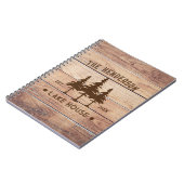 Carnet Nom de famille Lake House Pine Tree bois Personnal (Côté gauche)