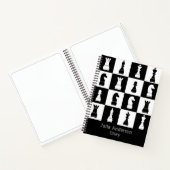 Carnet Nom de motif de figures de jeu d'échecs noir et bl (Intérieur)