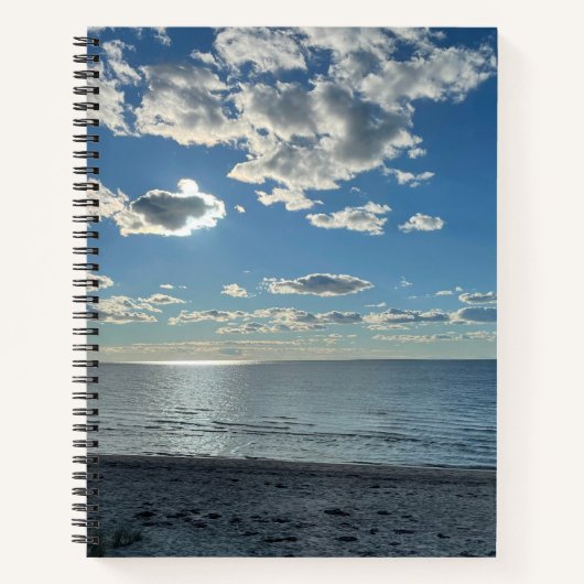 Carnet Nuages Ciel Bleu Couvert Plage Vide (Devant)