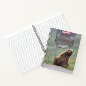 Carnet Ours Grizzly Joue Avec Un Panneau (Intérieur)