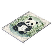Carnet Panda Chubby de grande taille assise dans une pose (Côté gauche)