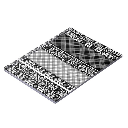 Carnet Patchwork rayé noir et blanc avec dentelle (Côté gauche)